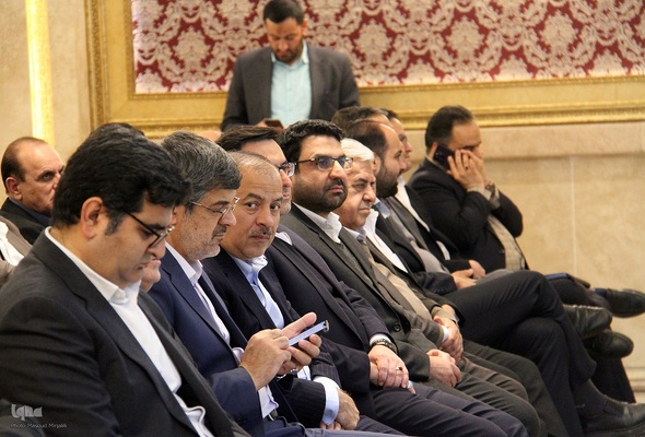 دیدار اعضای اتاق اصناف و اتحادیه های صنفی با استاندار یزد