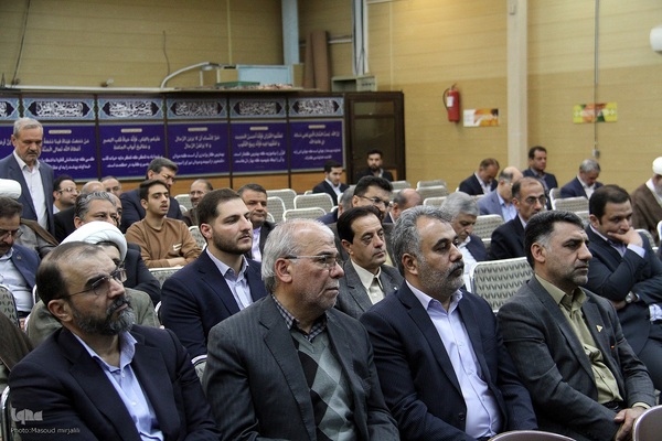 جلسه تفسیر قرآن در دفتر نماینده ولی فقیه و امام جمعه یزد