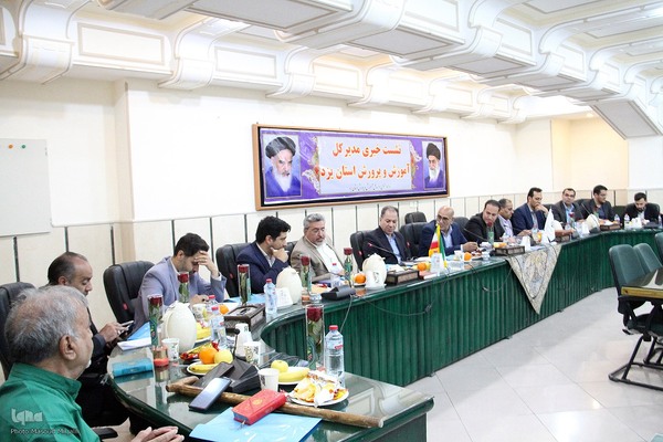 نشست خبری مدیرکل آموزش و پرورش یزد