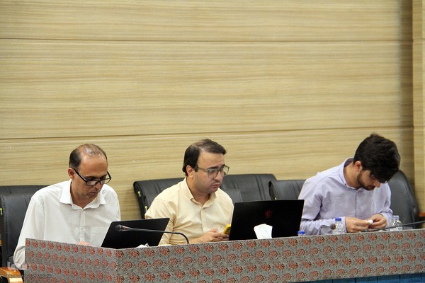 نشست چله‌های رسانه‌ای با موضوع جوانی جمعیت در یزد