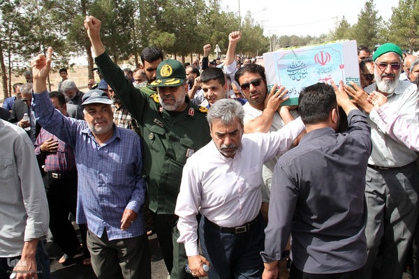 تشییع پیکر شهید هسته‌ای در یزد