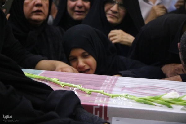 مراسم وداع با شهدای حمله رژیم صهیونیستی به یزد