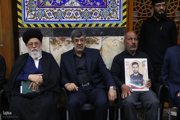 مراسم وداع با شهدای حمله رژیم صهیونیستی به یزد