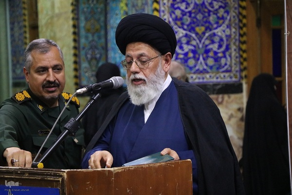 مراسم وداع با شهدای حمله رژیم صهیونیستی به یزد