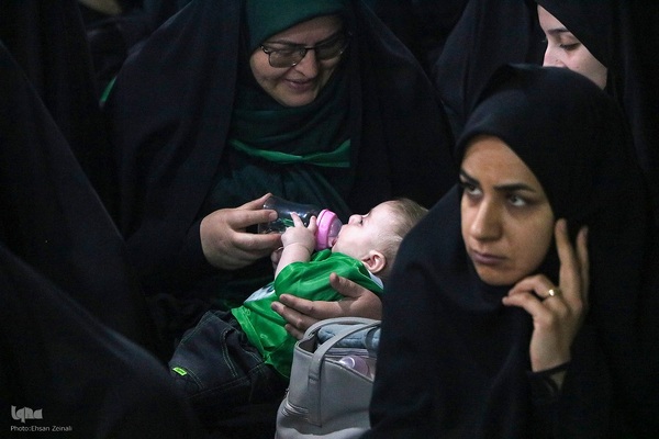مراسم شیرخوارگان حسینی در یزد