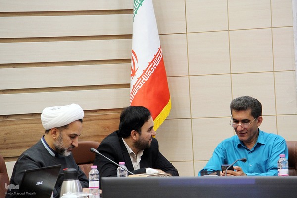 نشست خبری رئیس دانشگاه یزد