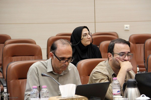 نشست خبری رئیس دانشگاه یزد