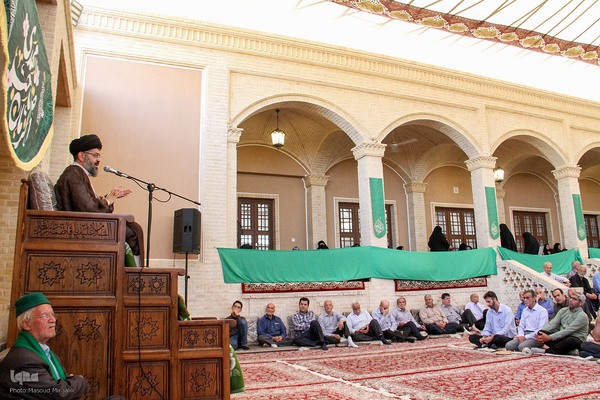 سخنرانی در خانه الحیات شاهدیه یزد بمناسبت آغاز امامت امام زمان (عج)