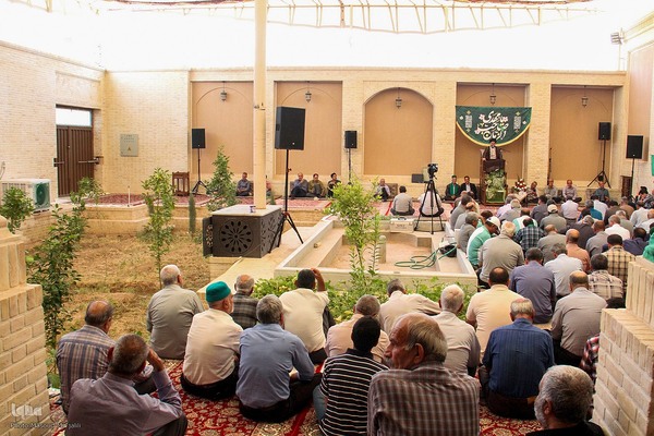 سخنرانی در خانه الحیات شاهدیه یزد بمناسبت آغاز امامت امام زمان (عج)