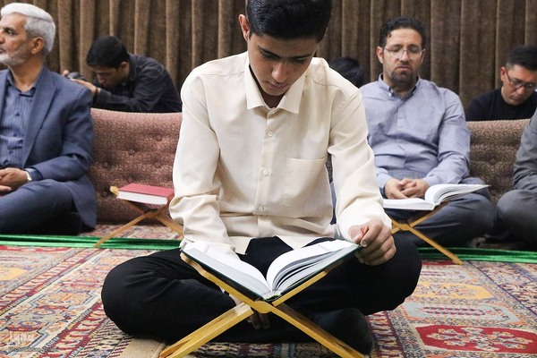 بزرگداشت شهید دانش در کرسی تلاوت مجمع قاریان و حافظان یزد