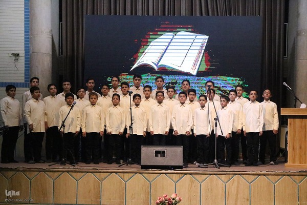 بزرگداشت شهید دانش در کرسی تلاوت مجمع قاریان و حافظان یزد