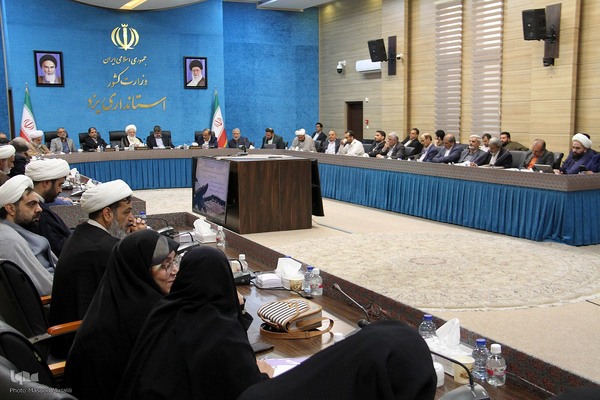 نشست نماینده ولی فقیه در استان و استاندار یزد با فعالان قرآنی‎