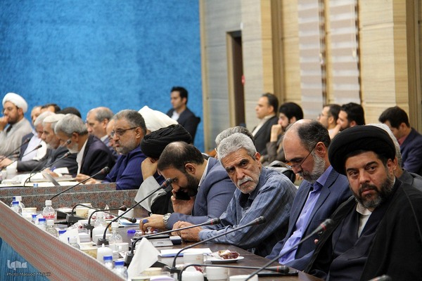 نشست نماینده ولی فقیه در استان و استاندار یزد با فعالان قرآنی‎