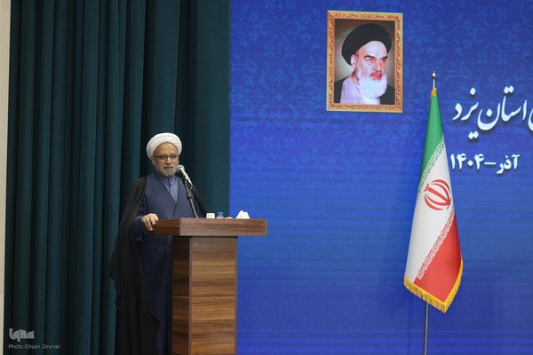 نشست رئیس قوه قضاییه با نمایندگان اقشار مختلف استان یزد‎