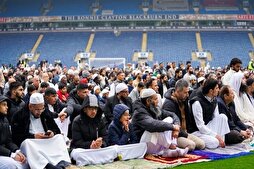 Appel à la prière de l'Aïd al-Adha sur la pelouse du club anglais