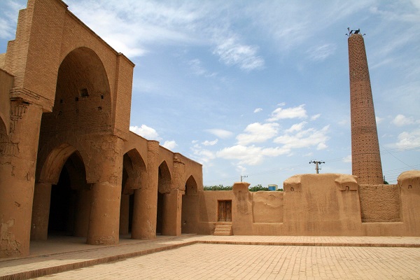 Iran: la più antica moschea del paese presto inclusa in lista patrimonio ICESCO