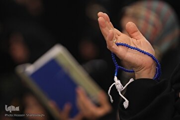 Первая ночь Кадр в храме Имама Резы