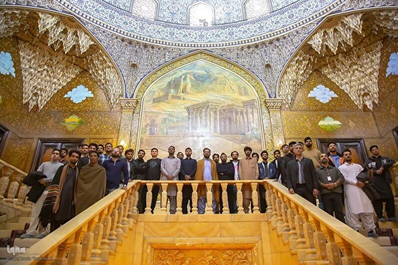 Музей иранского искусства: Мармарный дворец в Тегеране на фотографиях