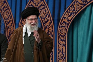 Дидори иштирокчиёни мусобиқаҳои байналмилалии Қуръон бо раҳбари Эрон