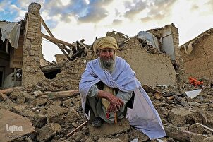 Afgan depremzedeler yardım bekliyor