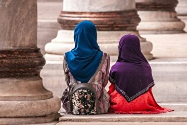 Kosova’daki devlet okullarında başörtüsü yasaklandı